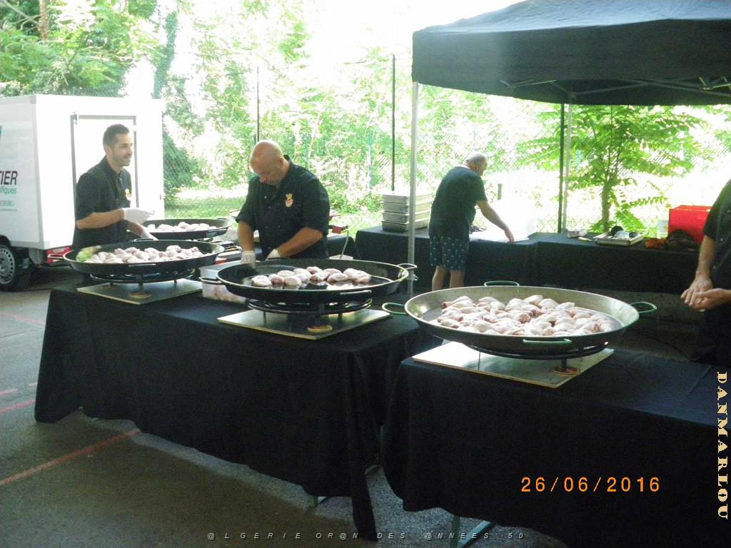 2016 06 26 CAGNES SUR MER AUTOUR D UNE PAELLA A LA MAISON DU PIED NOIR (5).JPG